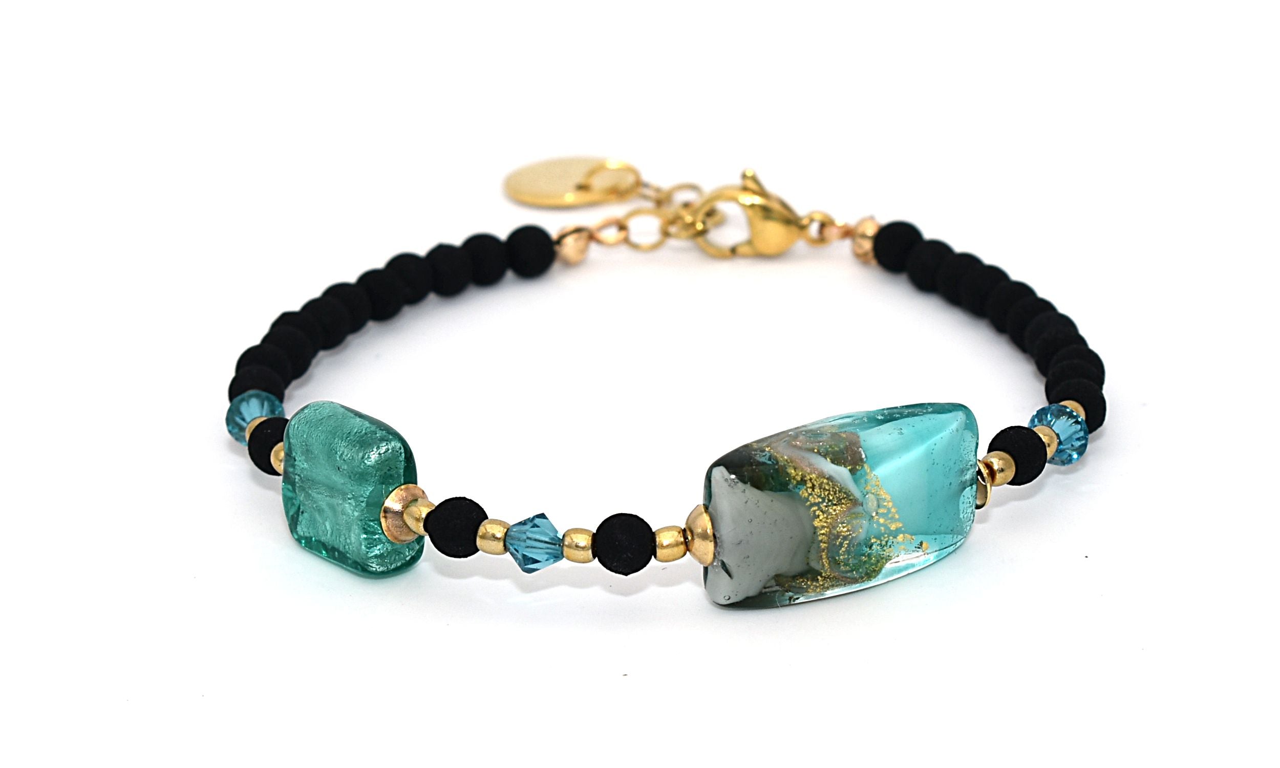 Bracciale con perle geometriche by ungioielloperte, pietra lavica e vetro murano